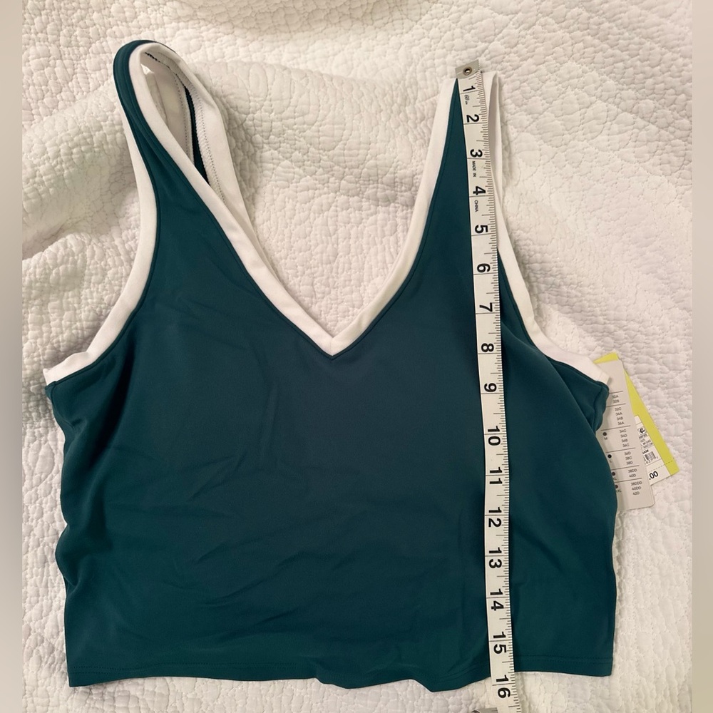 All in Motion Women’s Light Support V neck Cropped Sports Bra   Dark Green.   M - Picture 3 of 7